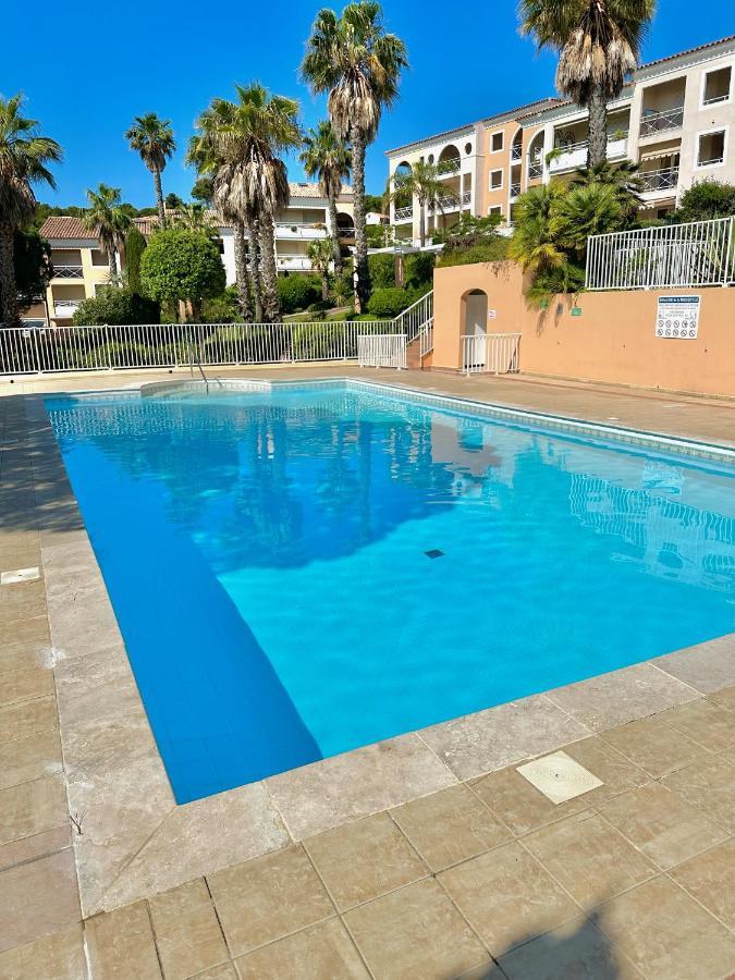 La Rascasse De Vacances Giens Hyères Extérieur photo
